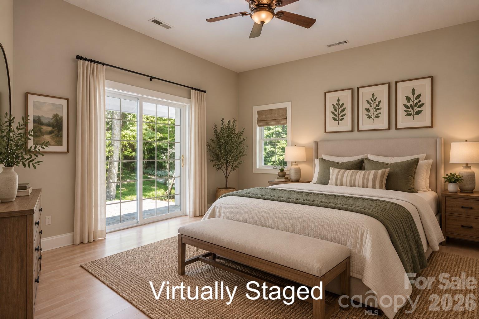 Lower guest bedroom 3 - 3999 Laurel Park Highway, Hendersonville