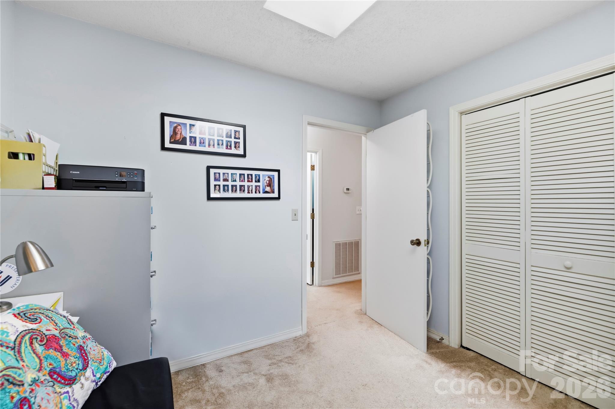 Townhouse at 13 Llama Vista Court, Black Mountain, photo 16 of 26