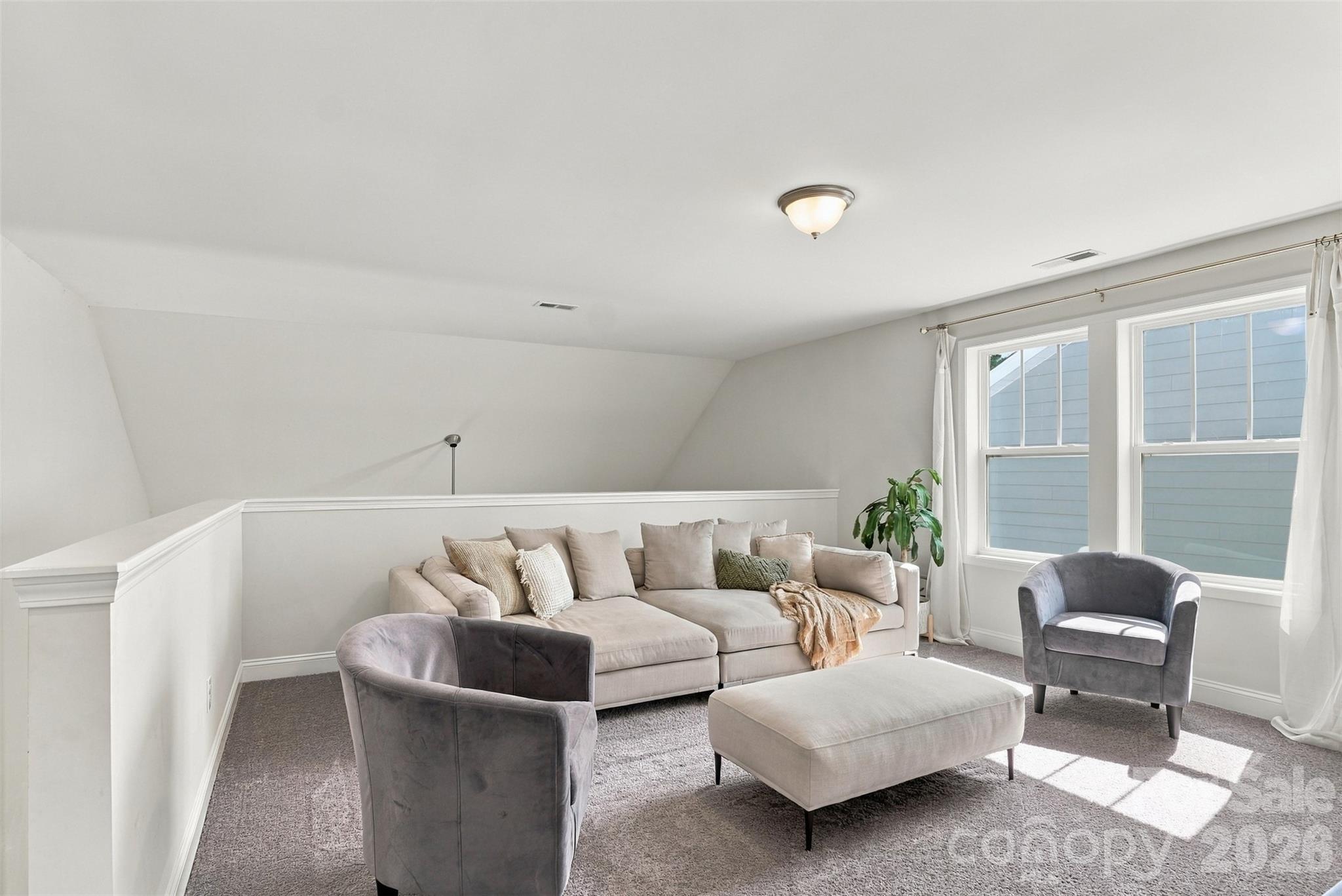 Single Family Residence at 628 Heron View Drive, York, photo 25 of 43