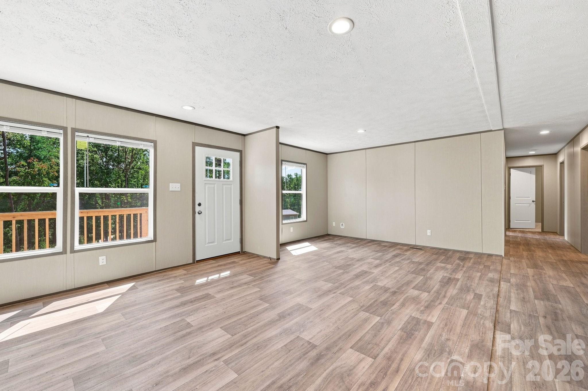 Living Room - 93 Foxcroft Lane, Flat Rock