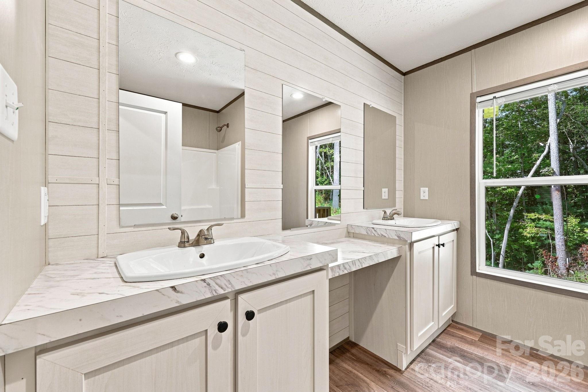 Secondary Bathroom - 93 Foxcroft Lane, Flat Rock