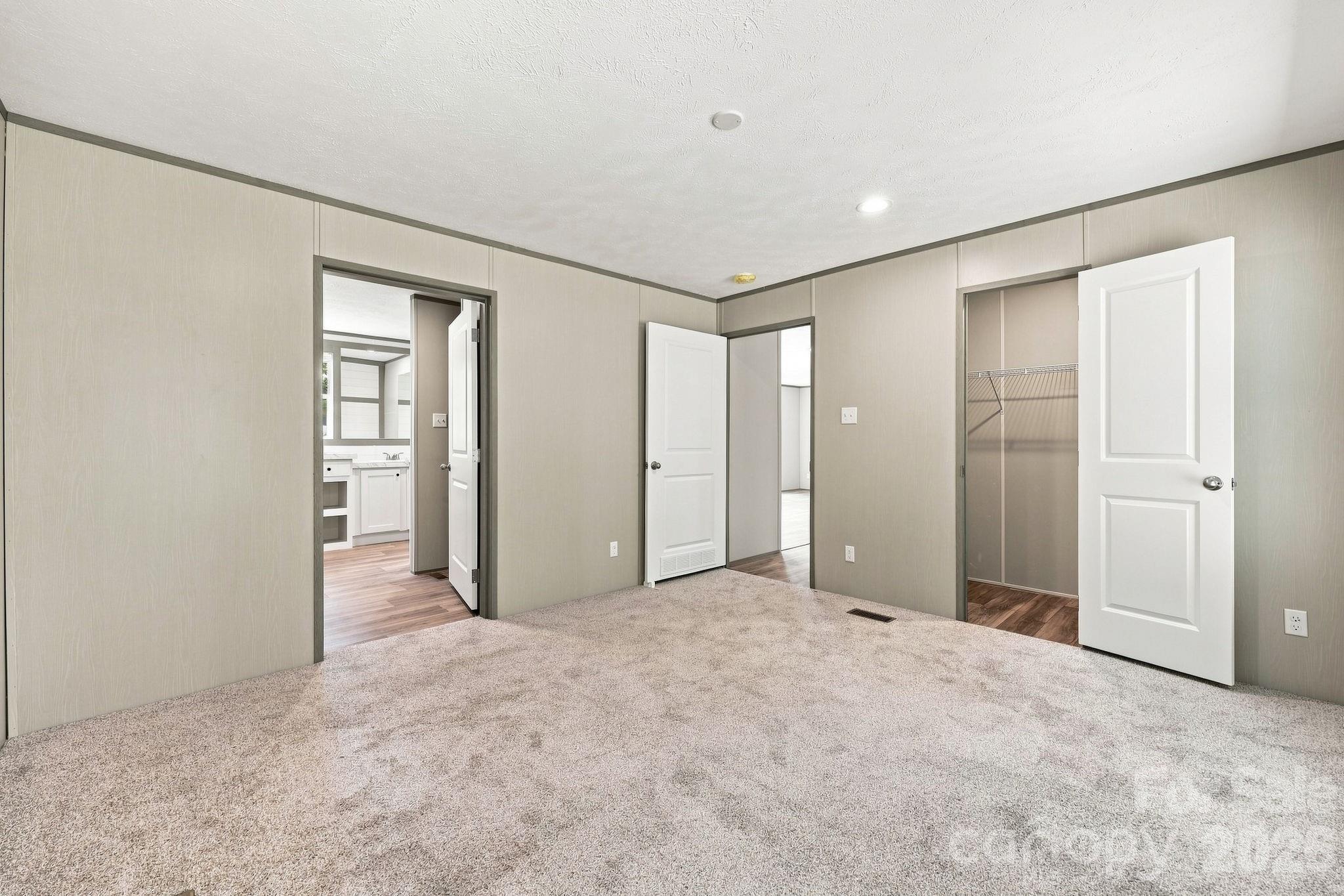 Primary Bedroom - 93 Foxcroft Lane, Flat Rock