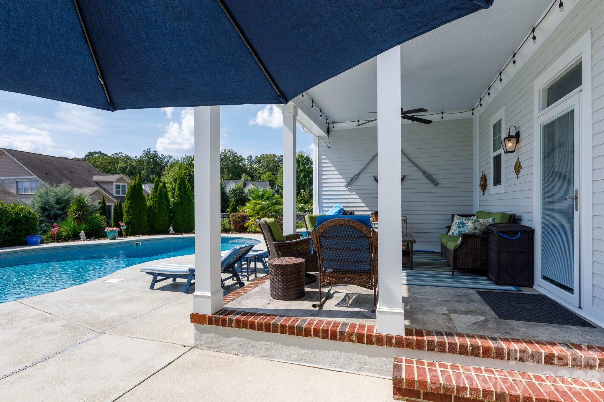 Single Family Residence at 1522 Half Pint Loop, Fort Mill, photo 37 of 47