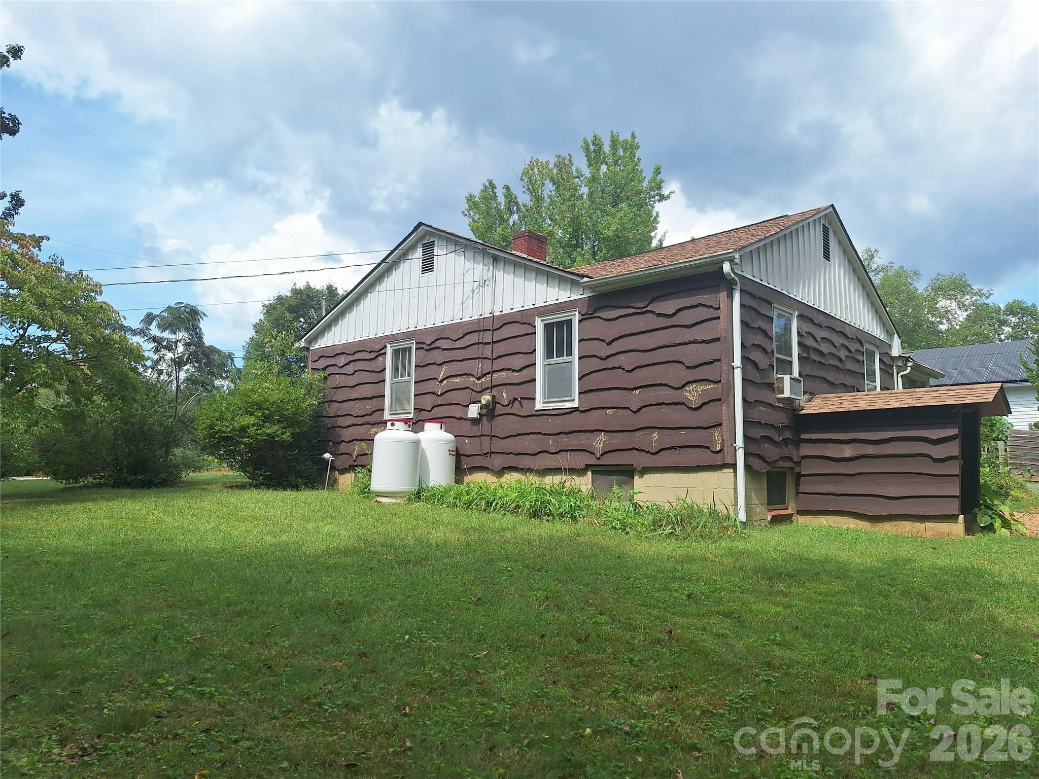 Right side - 16 Shannon Drive, Asheville