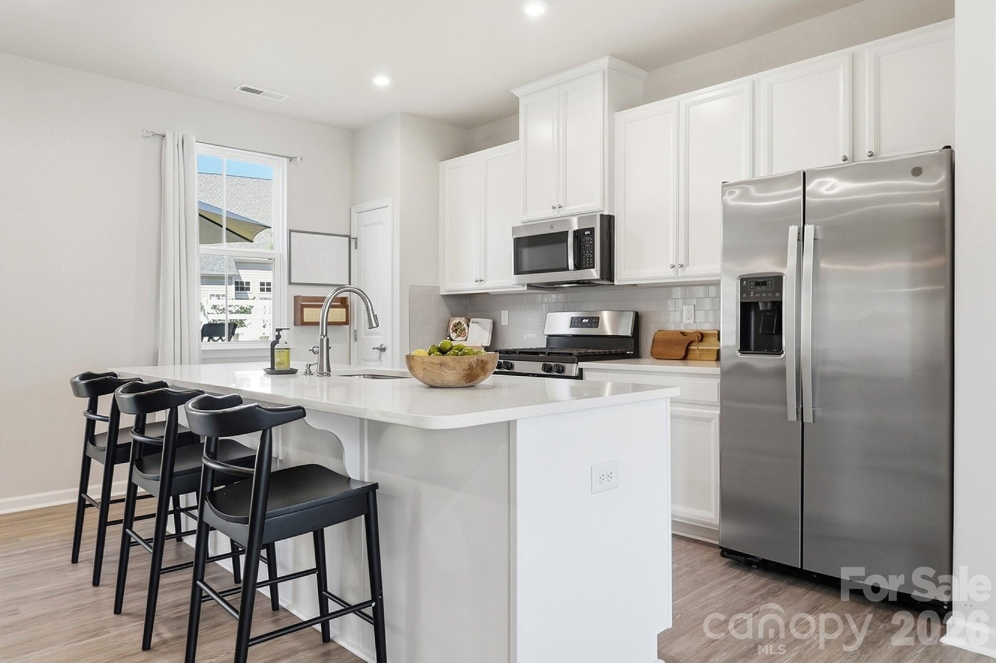 Open kitchen - 2606 Grantham Place Drive, Fort Mill