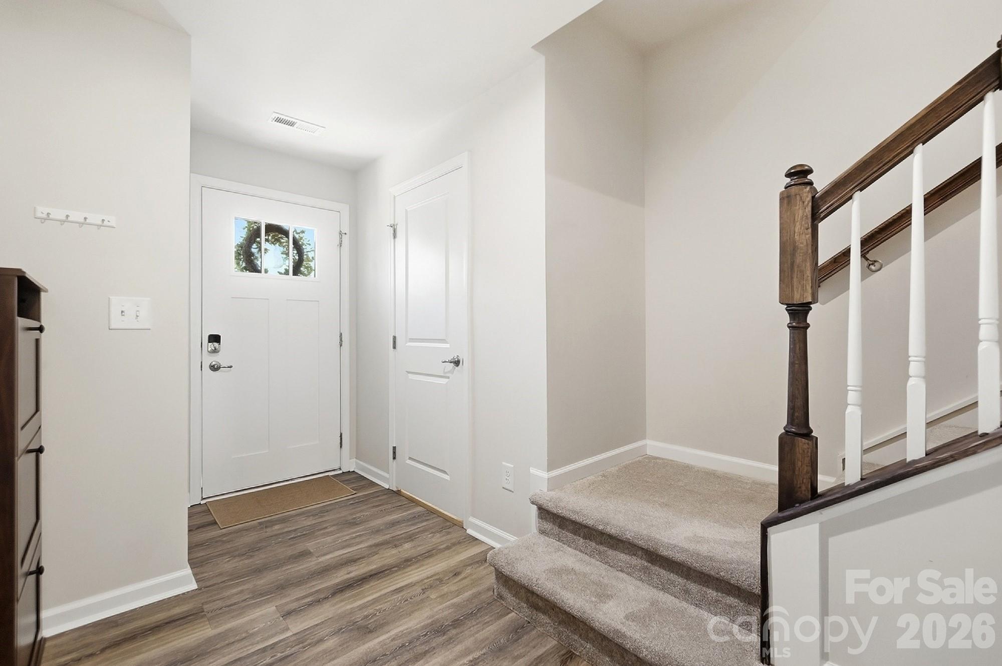 Main foyer/entrance - 2606 Grantham Place Drive, Fort Mill