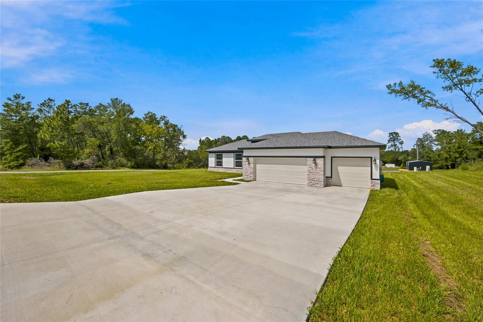 Single Family Residence at 4347 SW 112TH LN, OCALA, photo 2 of 48