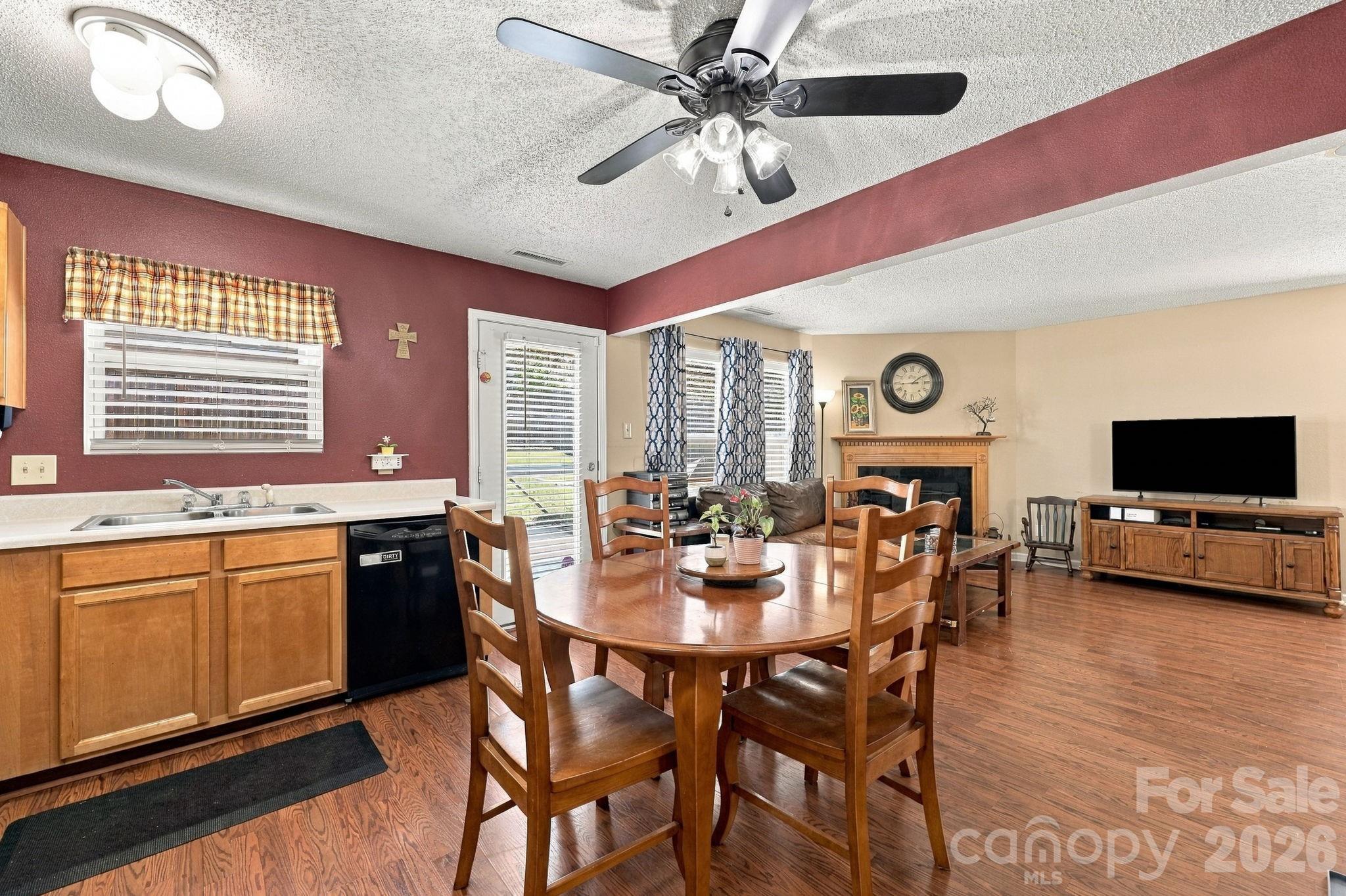 Single Family Residence at 4331 Saint Catherines Court, Concord, photo 7 of 48
