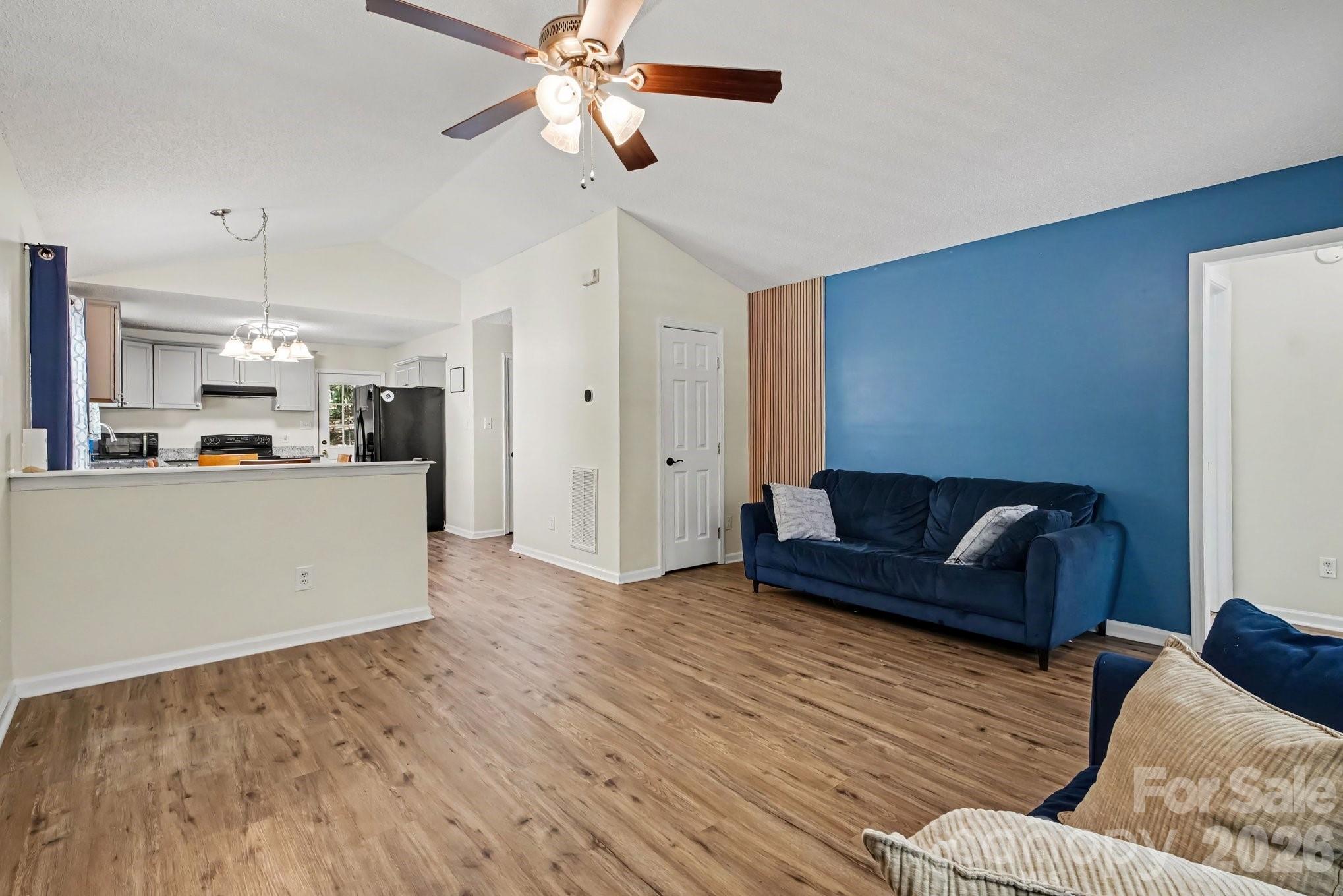 Single Family Residence at 1560 Cambridge Heights Place NW, Concord, photo 6 of 19