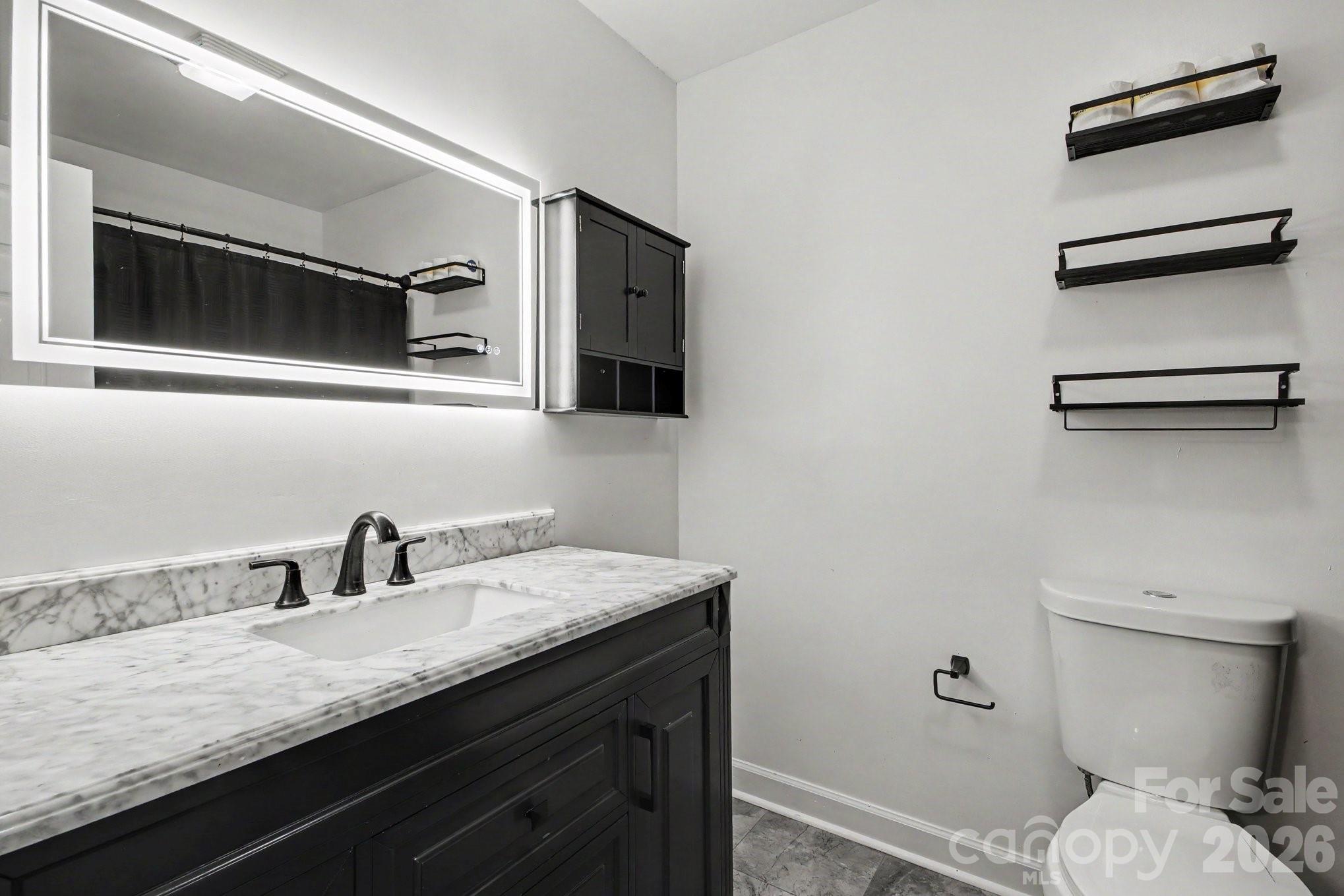 Single Family Residence at 1560 Cambridge Heights Place NW, Concord, photo 16 of 19
