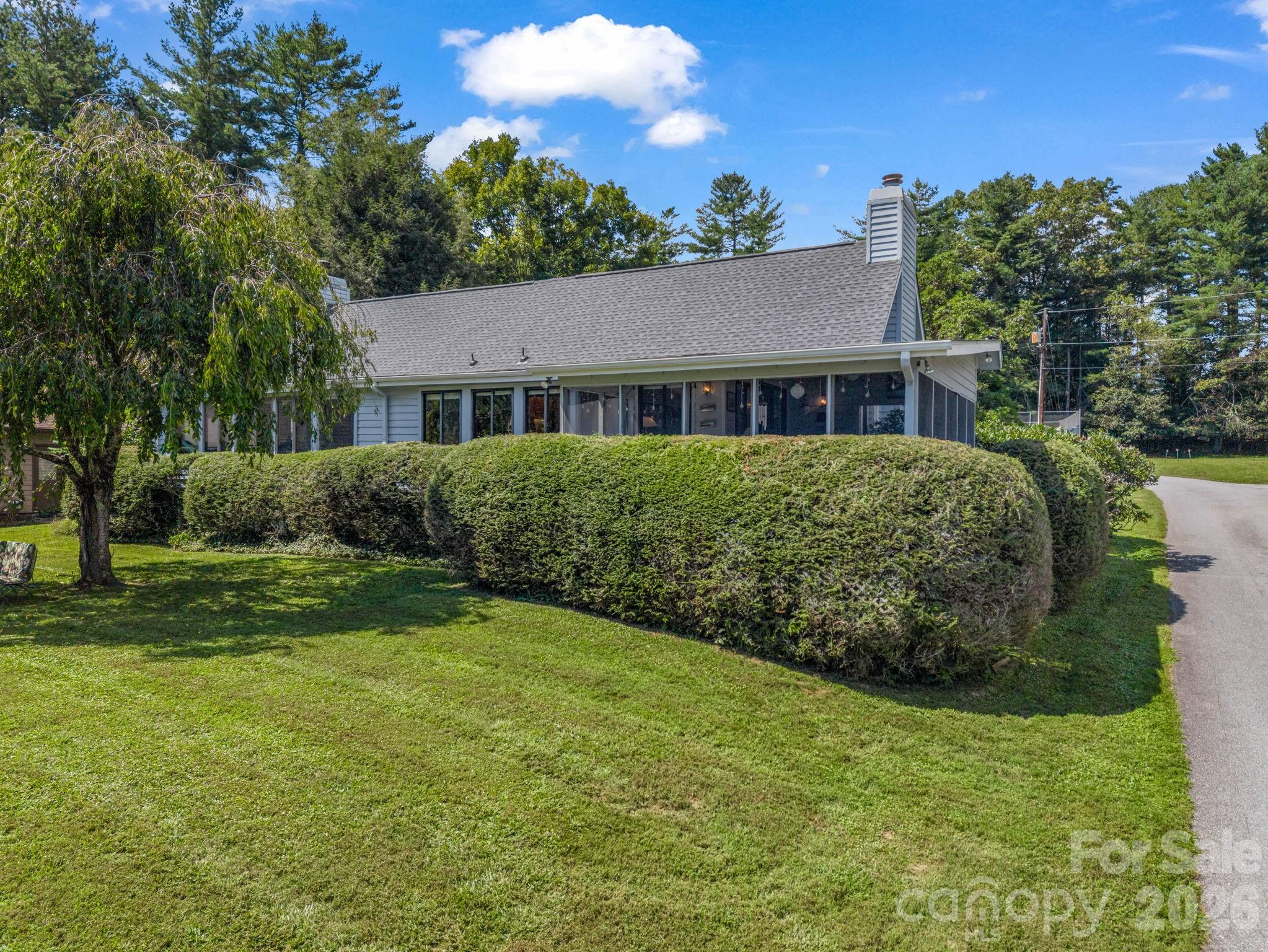 Front of the home - 31 Willow Way, Hendersonville