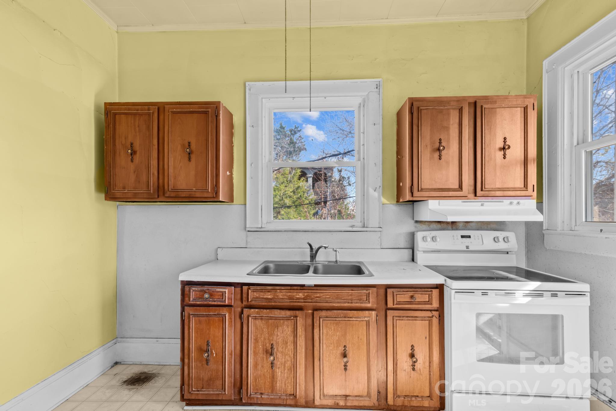 Single Family Residence at 1011 Ashe Avenue NW, Lenoir, photo 17 of 41