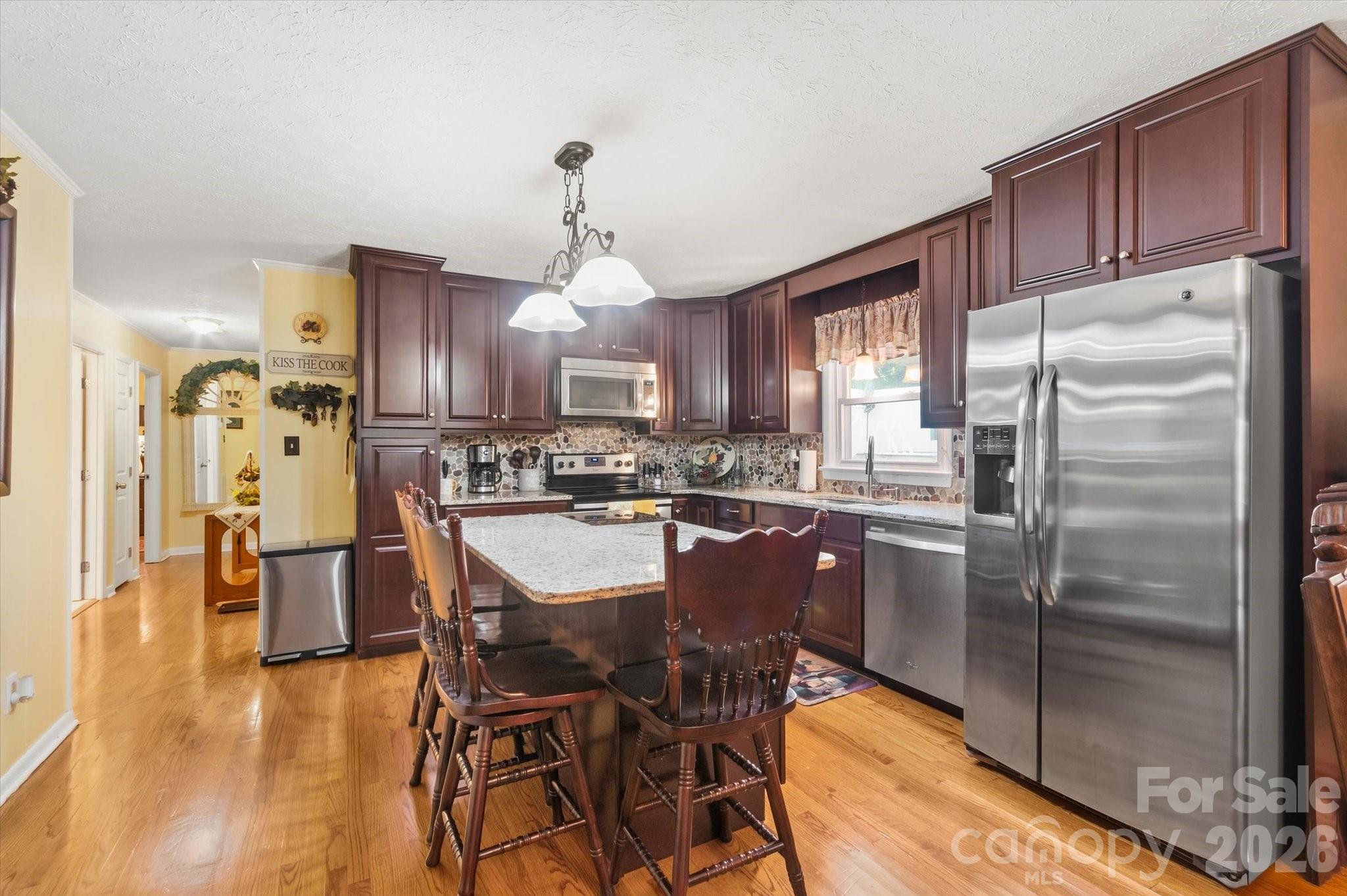 Single Family Residence at 105 Merrywood Drive, Lenoir, photo 15 of 46