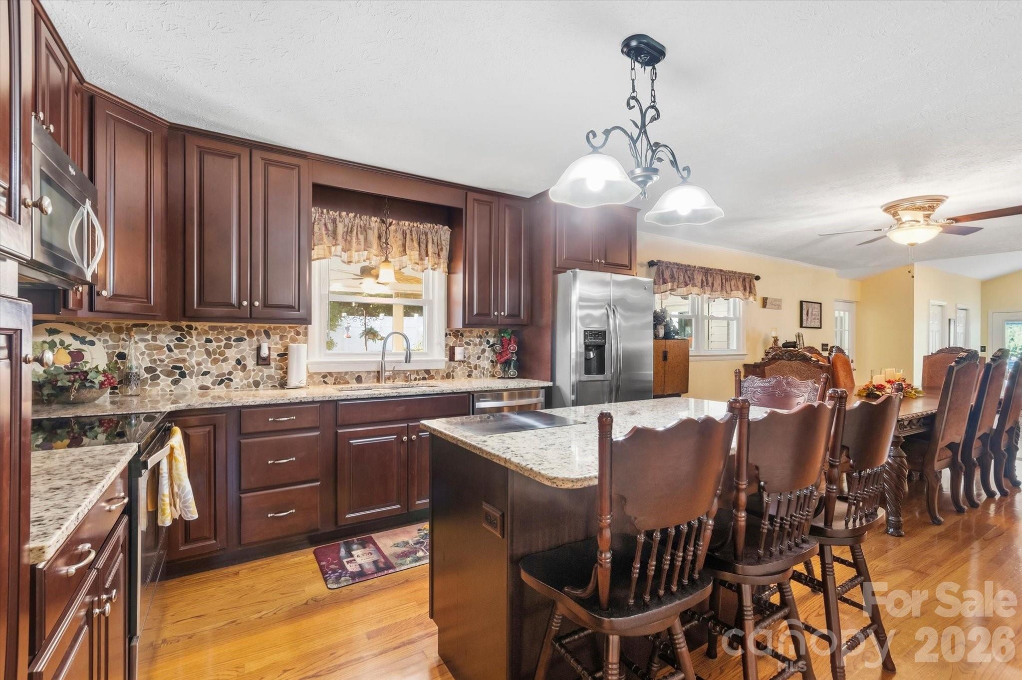 Single Family Residence at 105 Merrywood Drive, Lenoir, photo 16 of 46