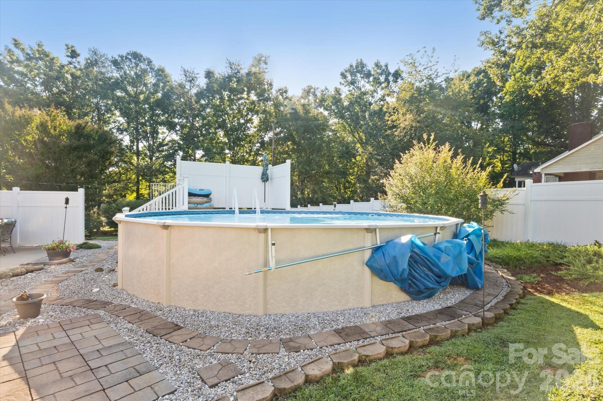 Single Family Residence at 105 Merrywood Drive, Lenoir, photo 34 of 46