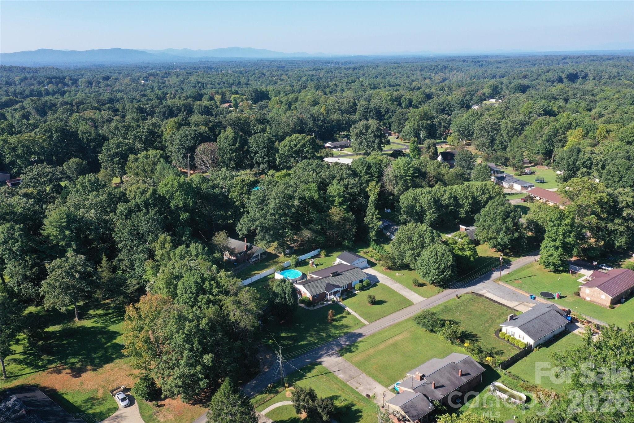 Single Family Residence at 105 Merrywood Drive, Lenoir, photo 42 of 46