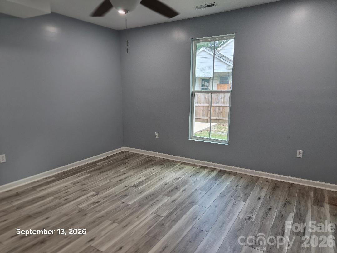 Main Owners Suite - 533 Ball Park Drive, Chester