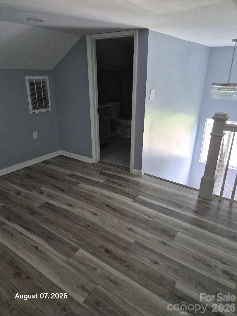 Loft/Flex Space - 533 Ball Park Drive, Chester