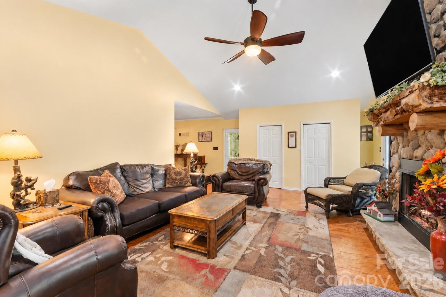 Single Family Residence at 105 Merrywood Drive, Lenoir, photo 13 of 46