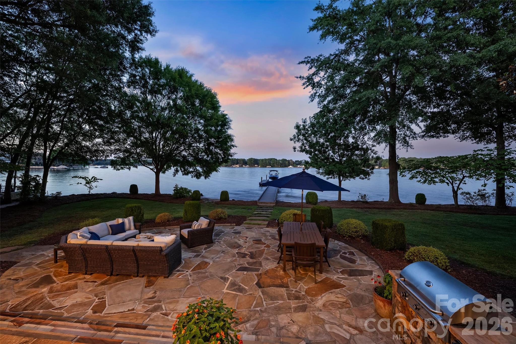 Twilight Patio - 125 Falmouth Road, Mooresville