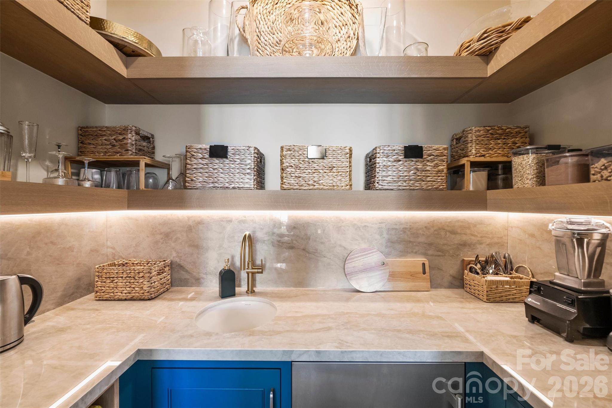 Wet Bar - 125 Falmouth Road, Mooresville