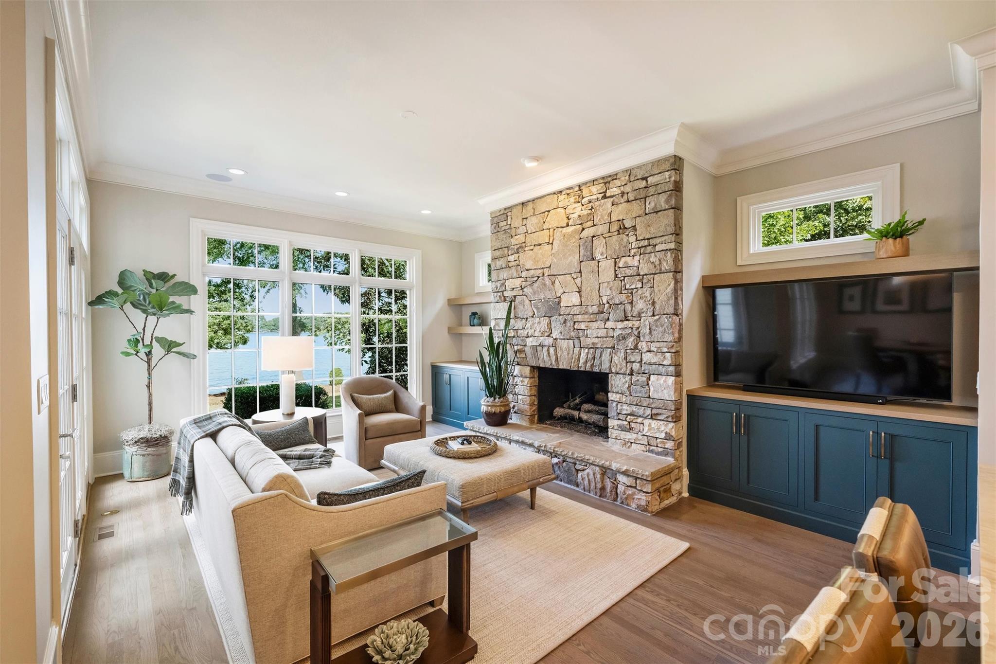 Family Room - 125 Falmouth Road, Mooresville