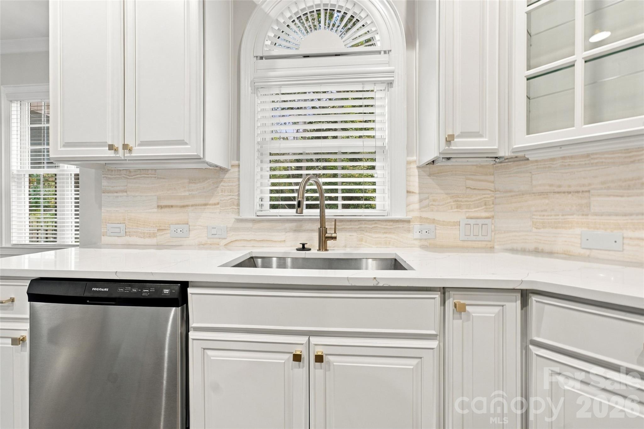 Single Family Residence at 3007 Saint Andrews Court, Fort Mill, photo 16 of 46