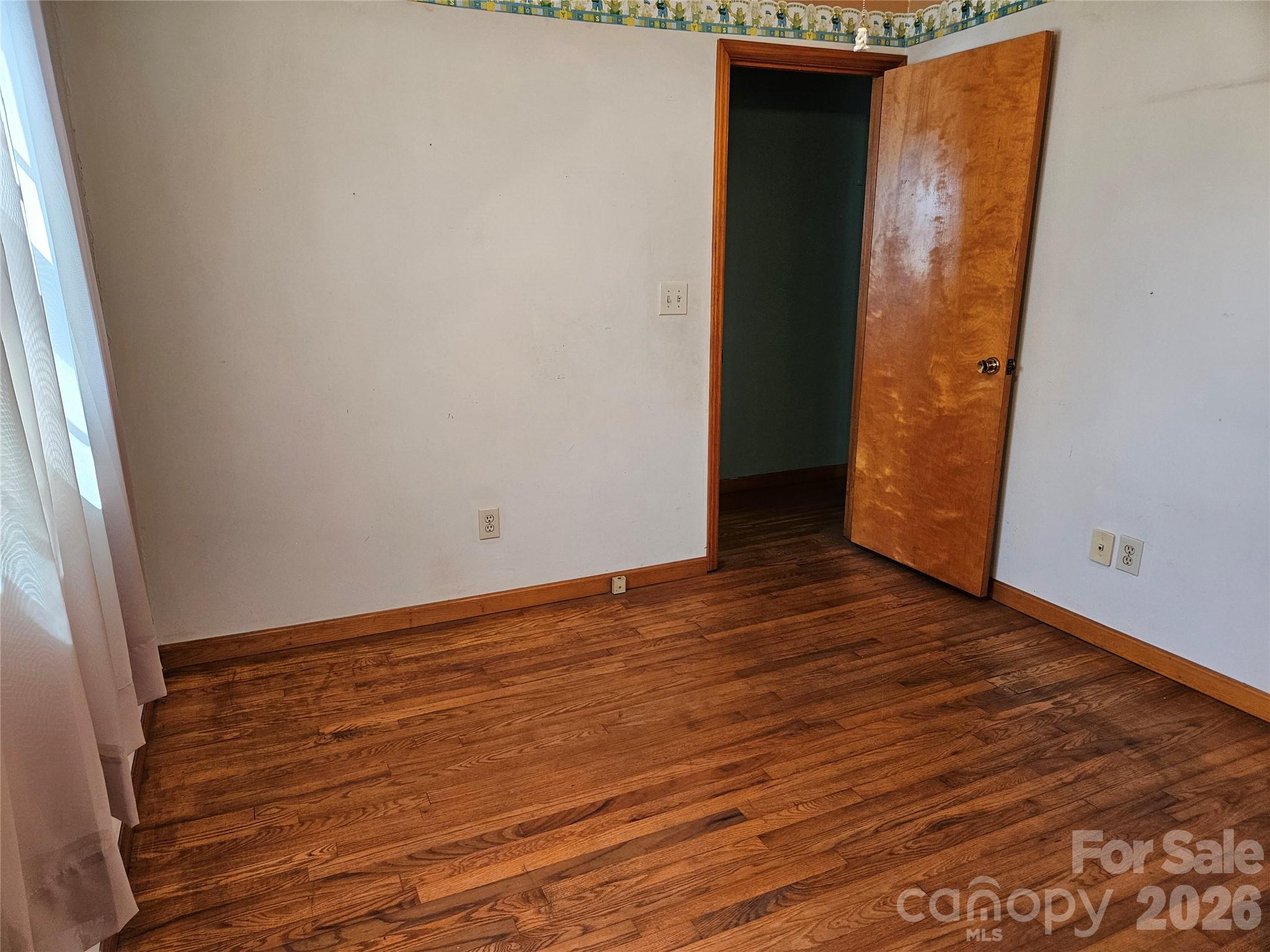 Single Family Residence at 2648 Rose Place, Lenoir, photo 14 of 27