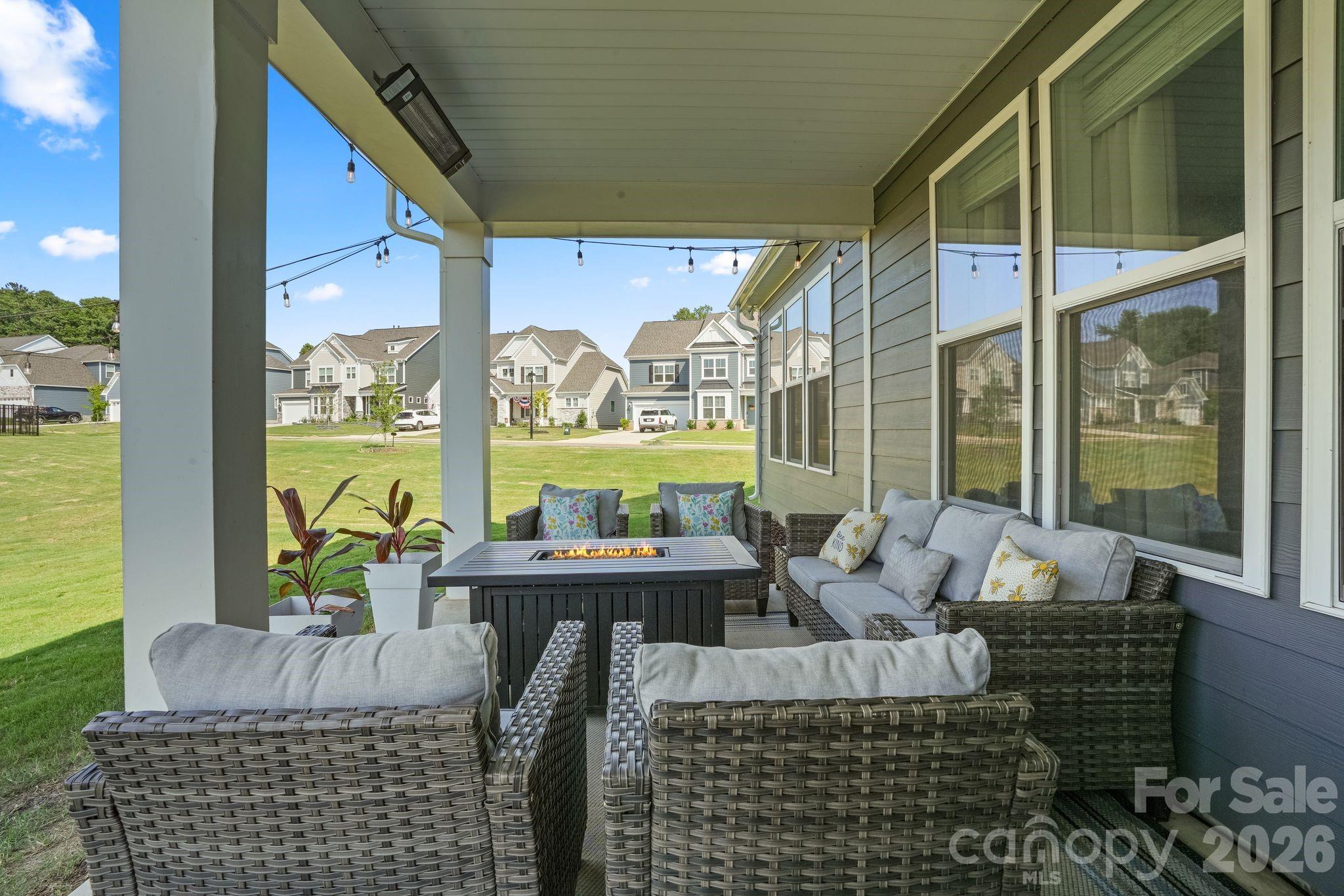 Single Family Residence at 129 Clawton Loop, Mooresville, photo 13 of 46