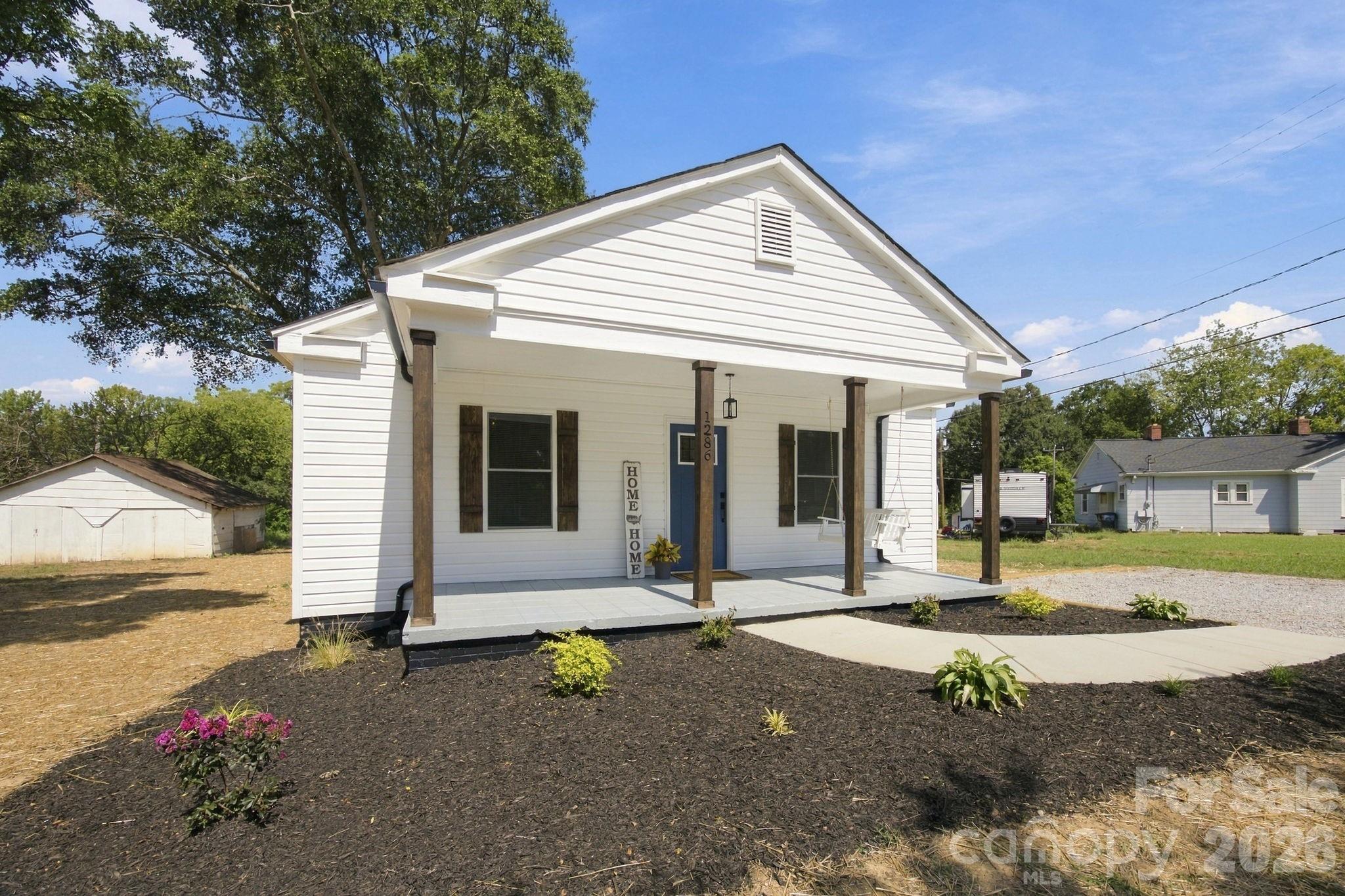 Single Family Residence at 1286 Elmwood Avenue, Lancaster, photo 2 of 31