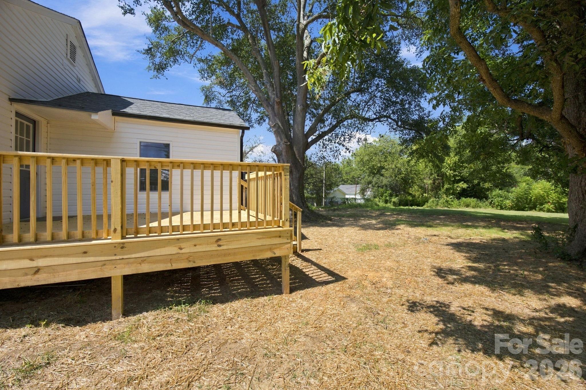 Single Family Residence at 1286 Elmwood Avenue, Lancaster, photo 27 of 31