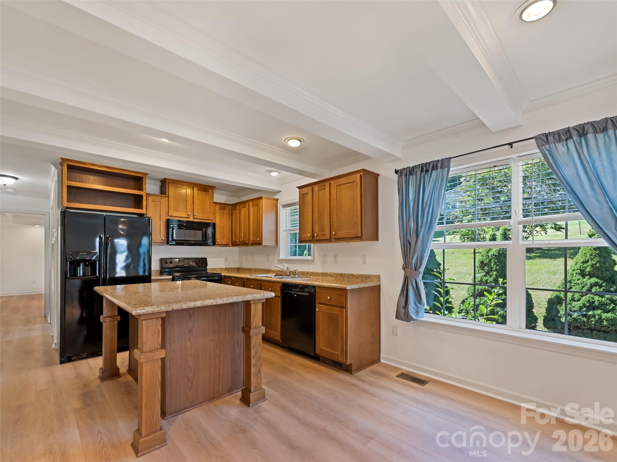Single Family Residence at 10 Enochs Way, Fletcher, photo 12 of 21