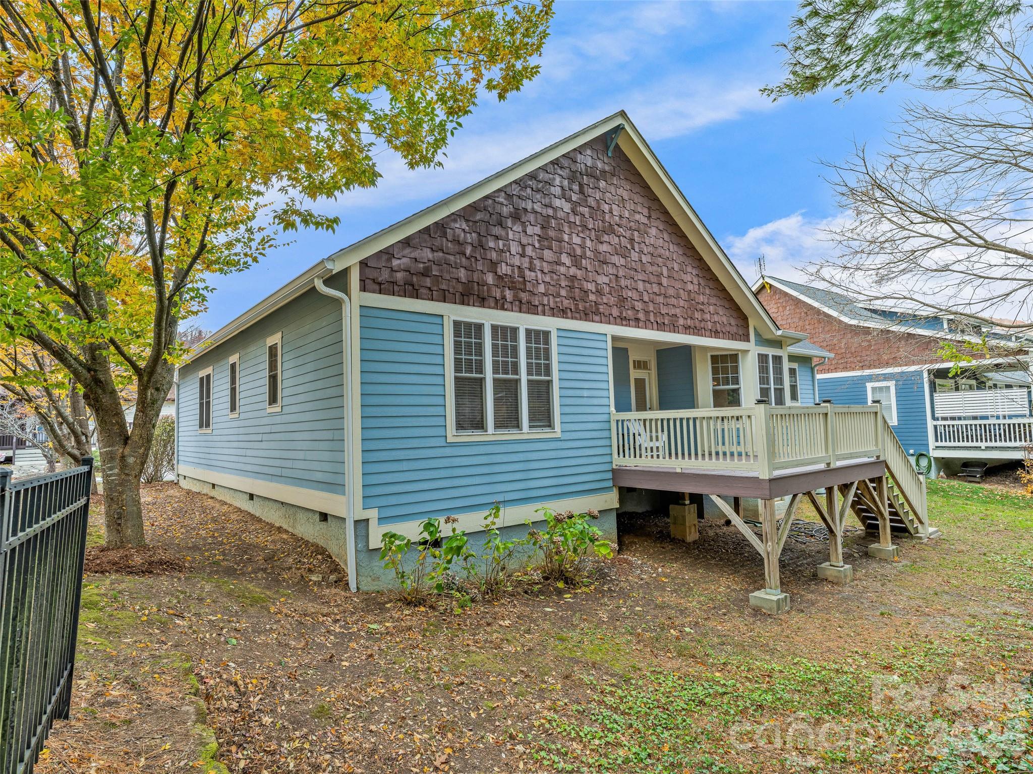 Single Family Residence at 1 Craftsman Circle, Asheville, photo 25 of 26