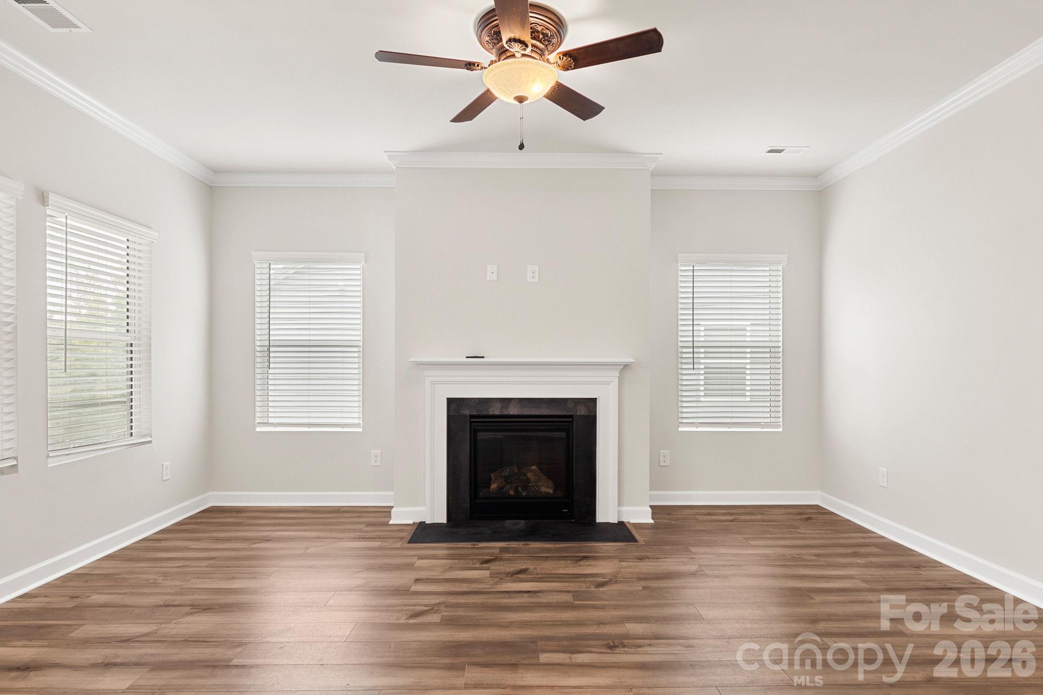 Single Family Residence at 2161 Cherrybark Court, Denver, photo 11 of 43