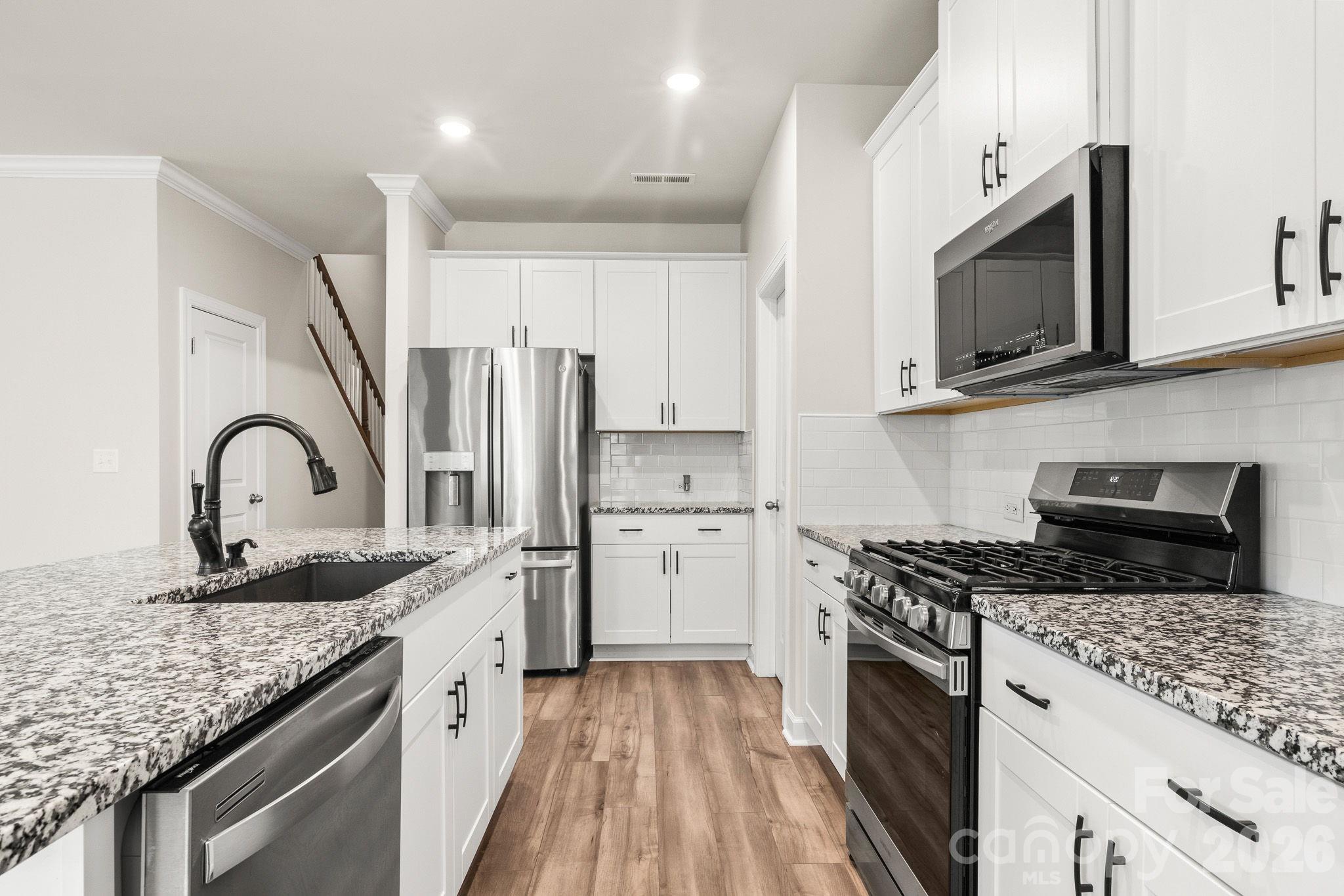 Single Family Residence at 2161 Cherrybark Court, Denver, photo 14 of 43