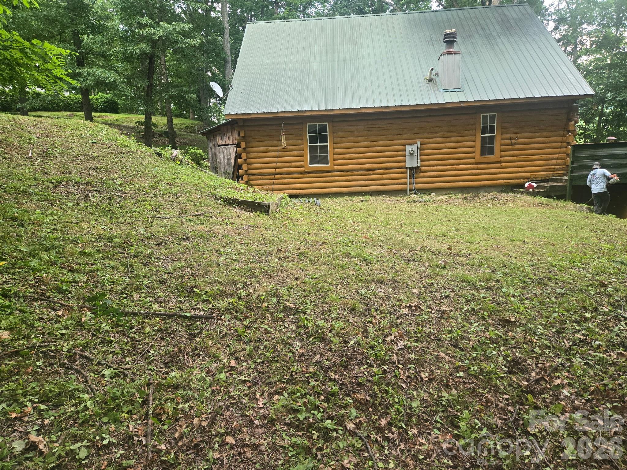 Single Family Residence at 67 Mistletoe Ridge, Waynesville, photo 4 of 19