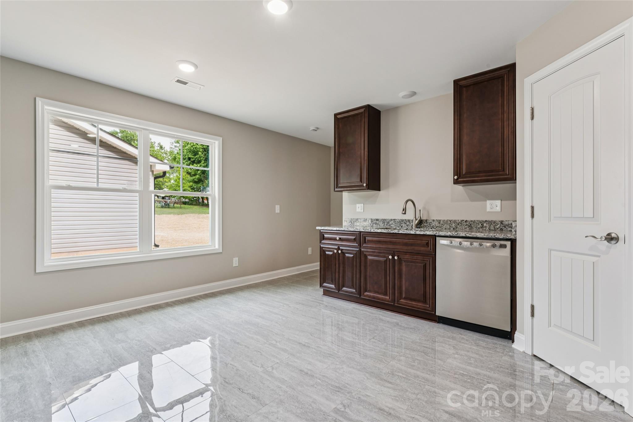 Single Family Residence at 209 W 17th Street, Kannapolis, photo 6 of 29