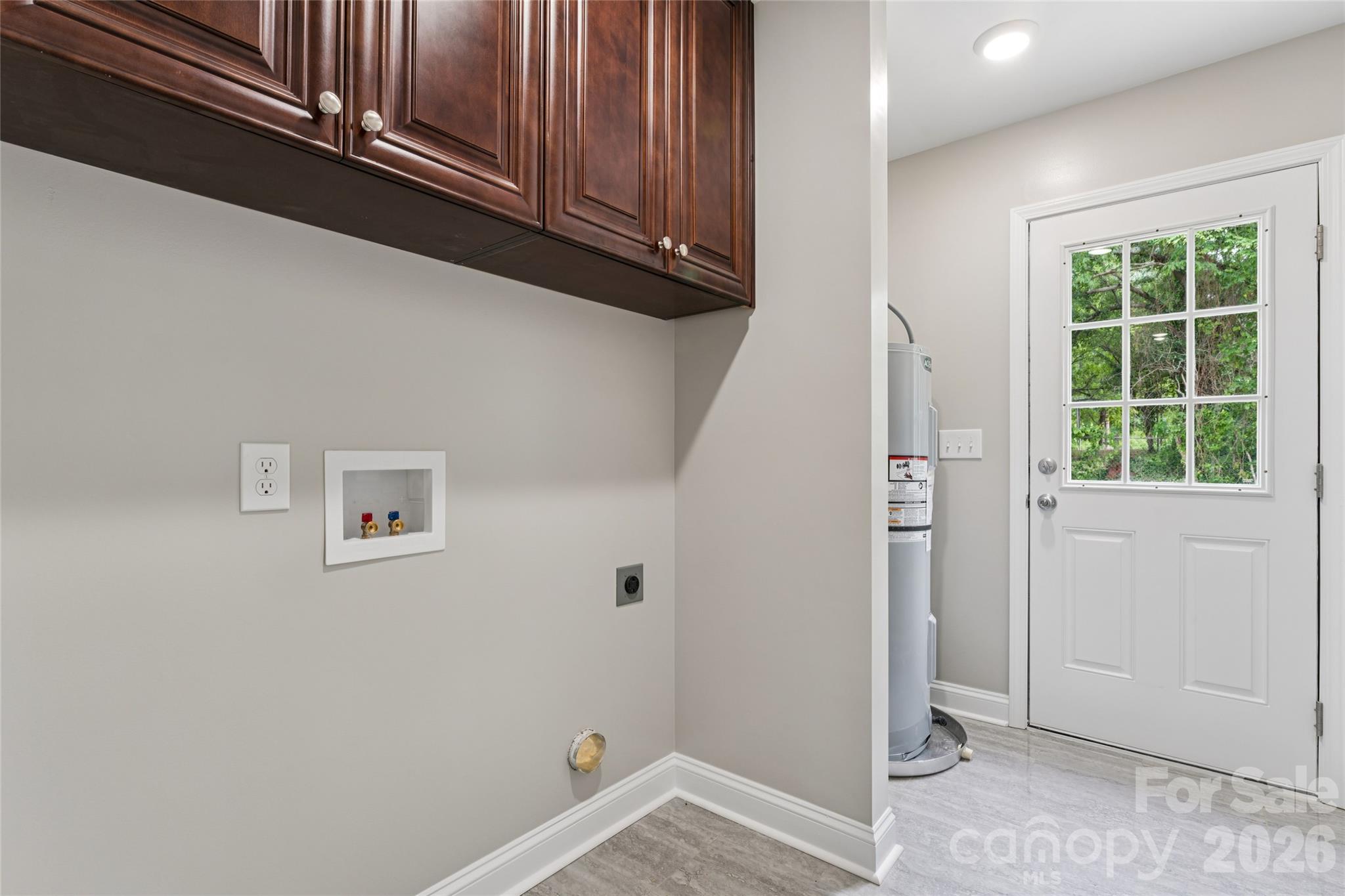 Single Family Residence at 209 W 17th Street, Kannapolis, photo 13 of 29