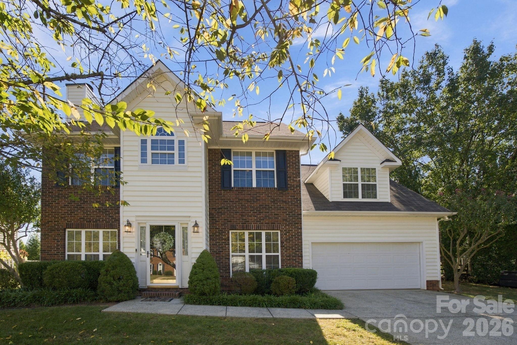 2807 Edgebrook Circle