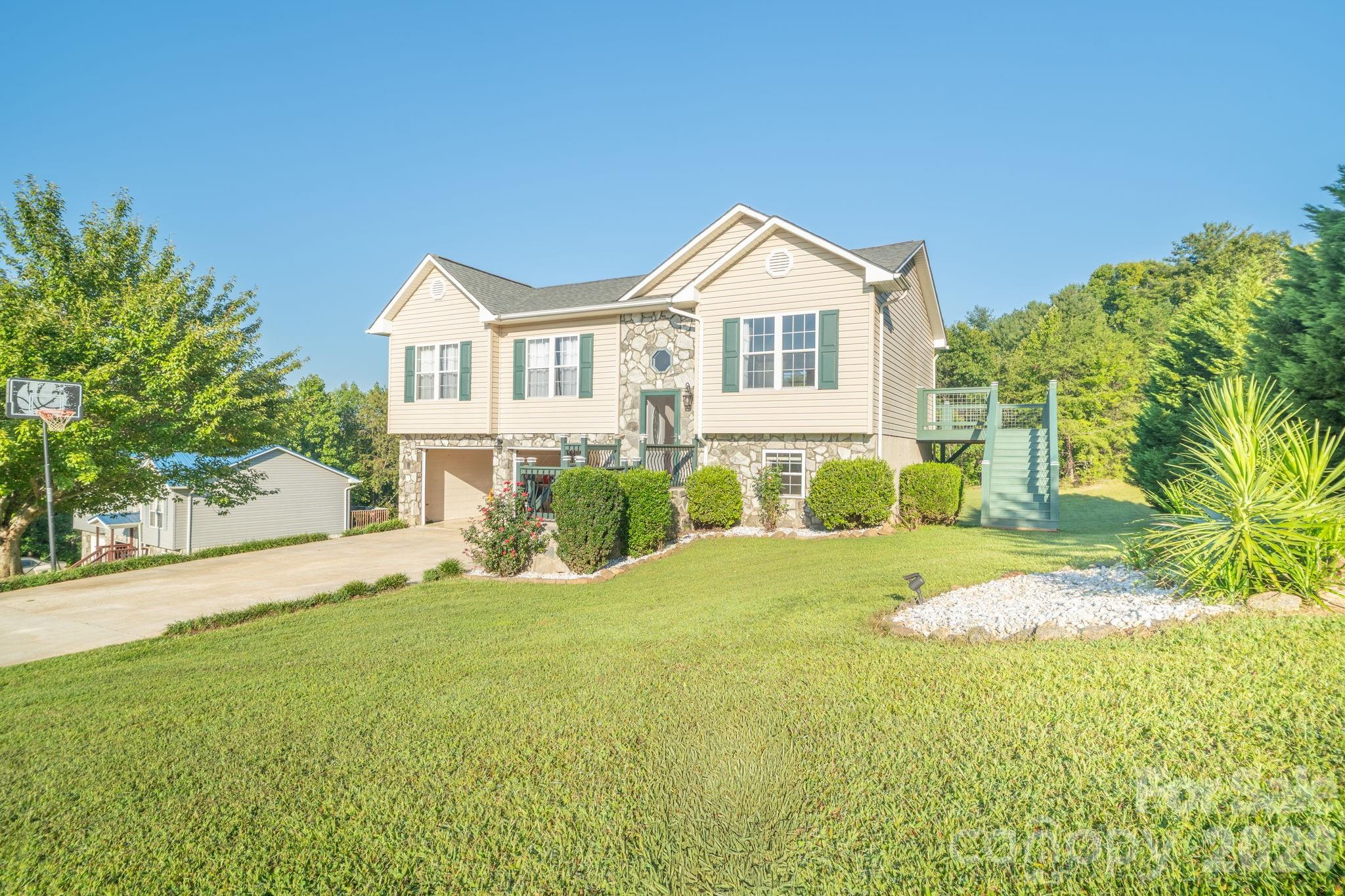 Single Family Residence at 1260 Star Lane, Morganton, photo 2 of 28