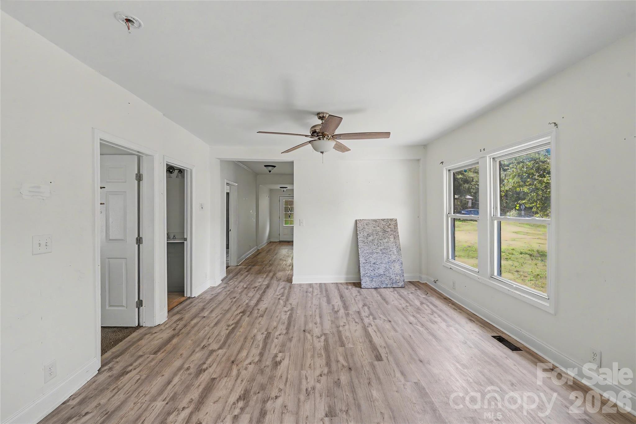 Single Family Residence at 308 Oakland Avenue, Belmont, photo 9 of 26