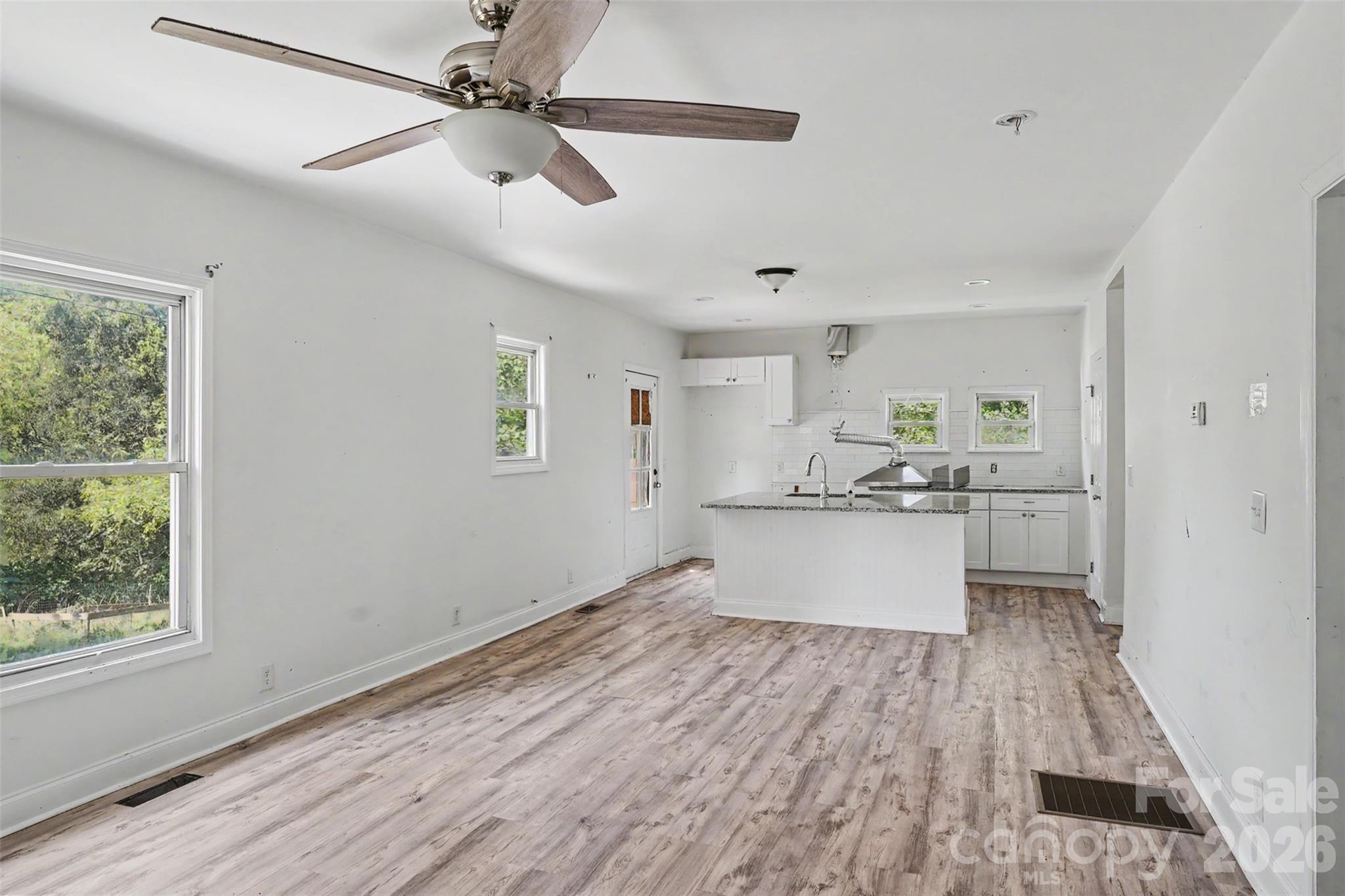 Single Family Residence at 308 Oakland Avenue, Belmont, photo 10 of 26