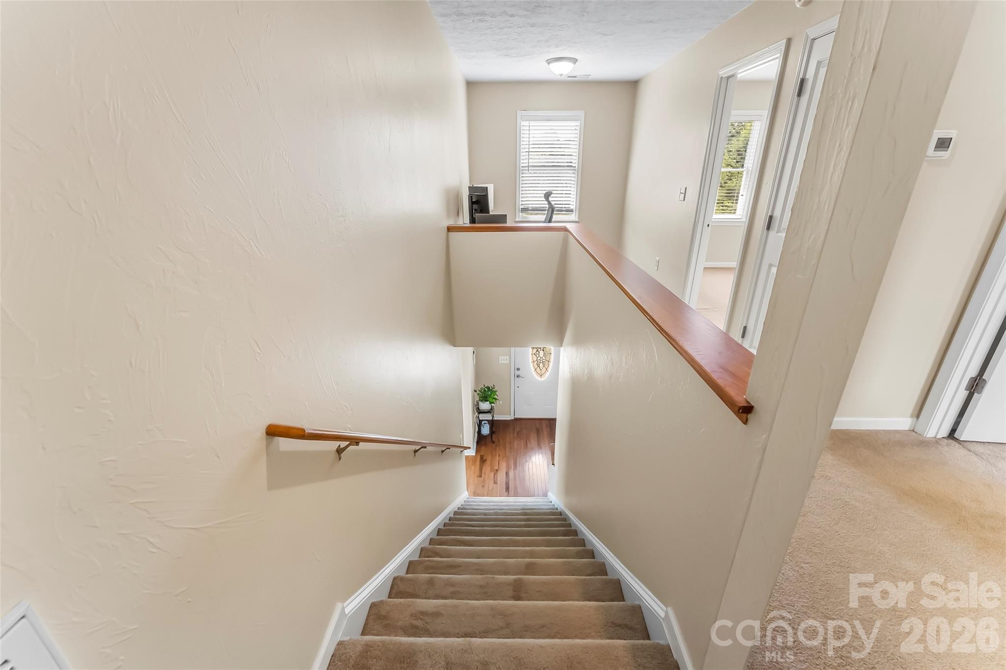 Single Family Residence at 1688 Buffett Circle, Hickory, photo 20 of 39