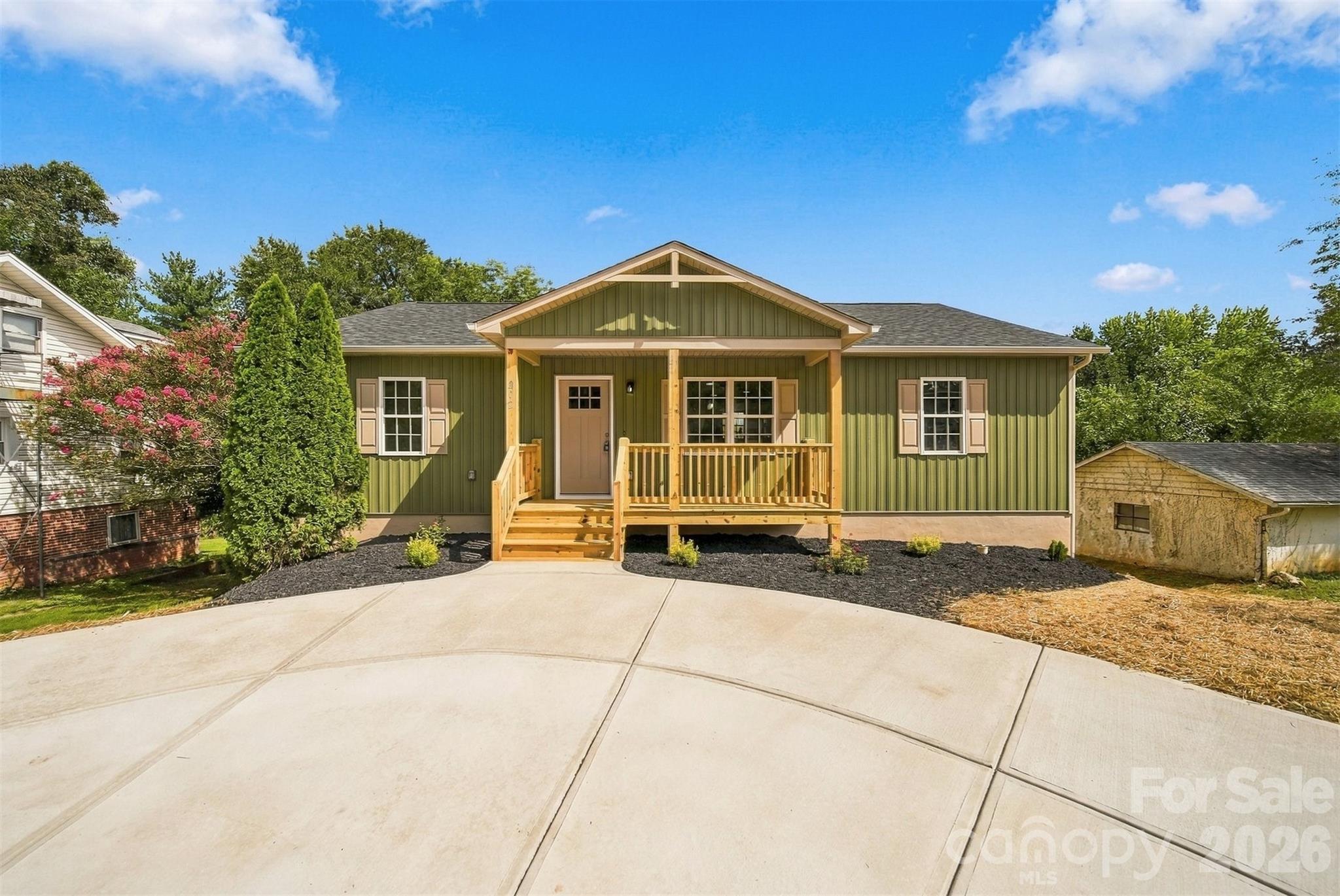 202 Rockyford Street