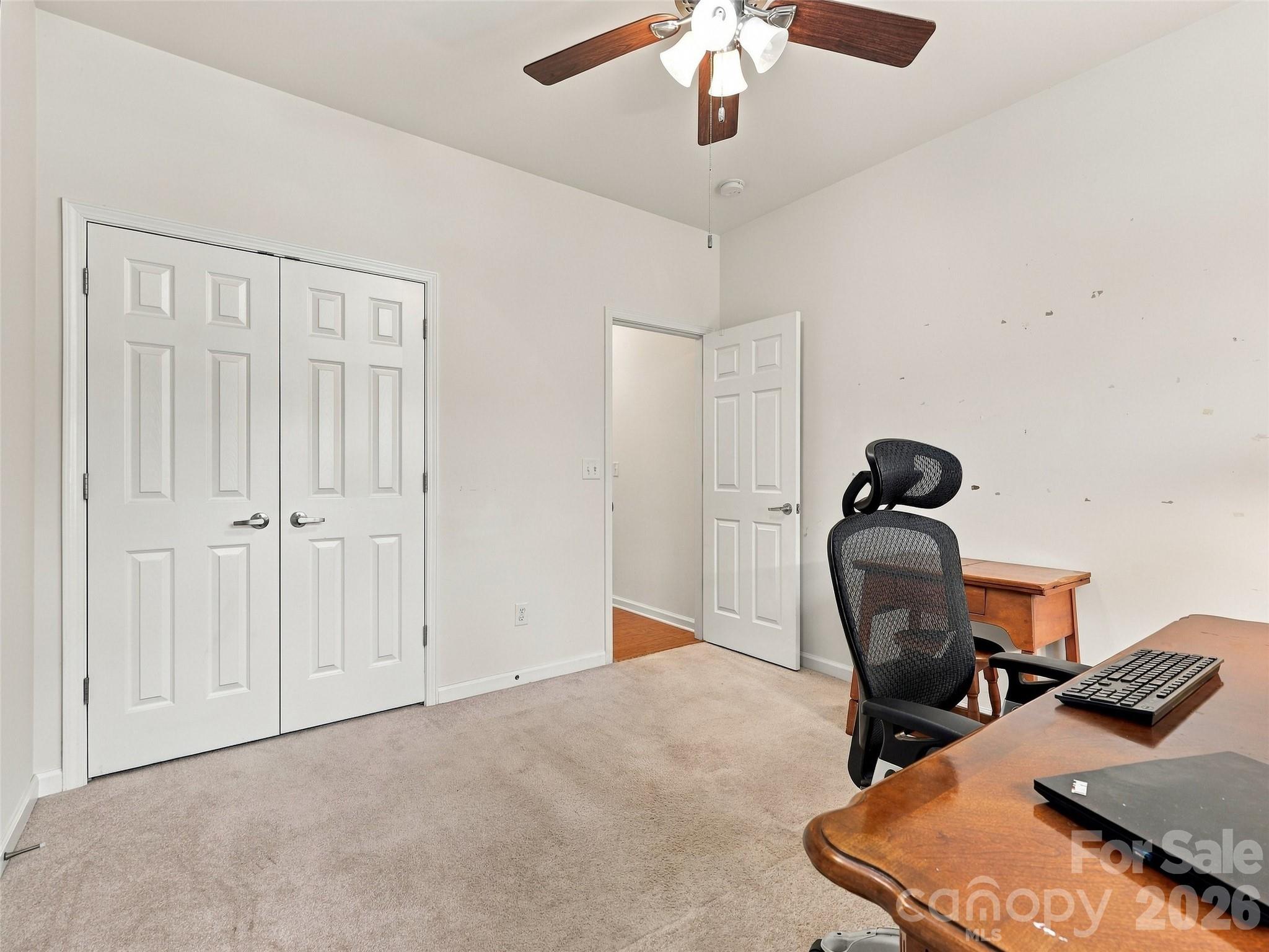Single Family Residence at 78 Brookstone Court, Hendersonville, photo 6 of 48