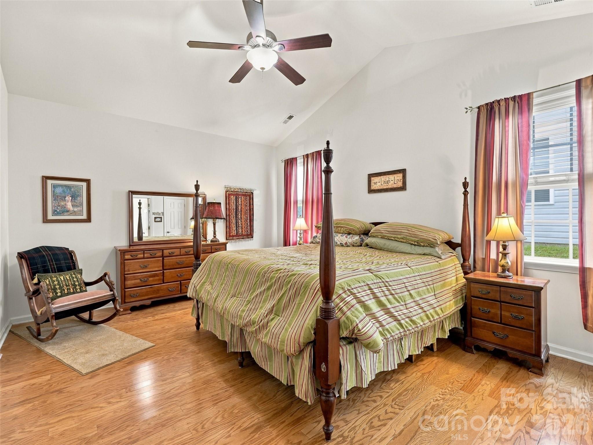Single Family Residence at 78 Brookstone Court, Hendersonville, photo 34 of 48