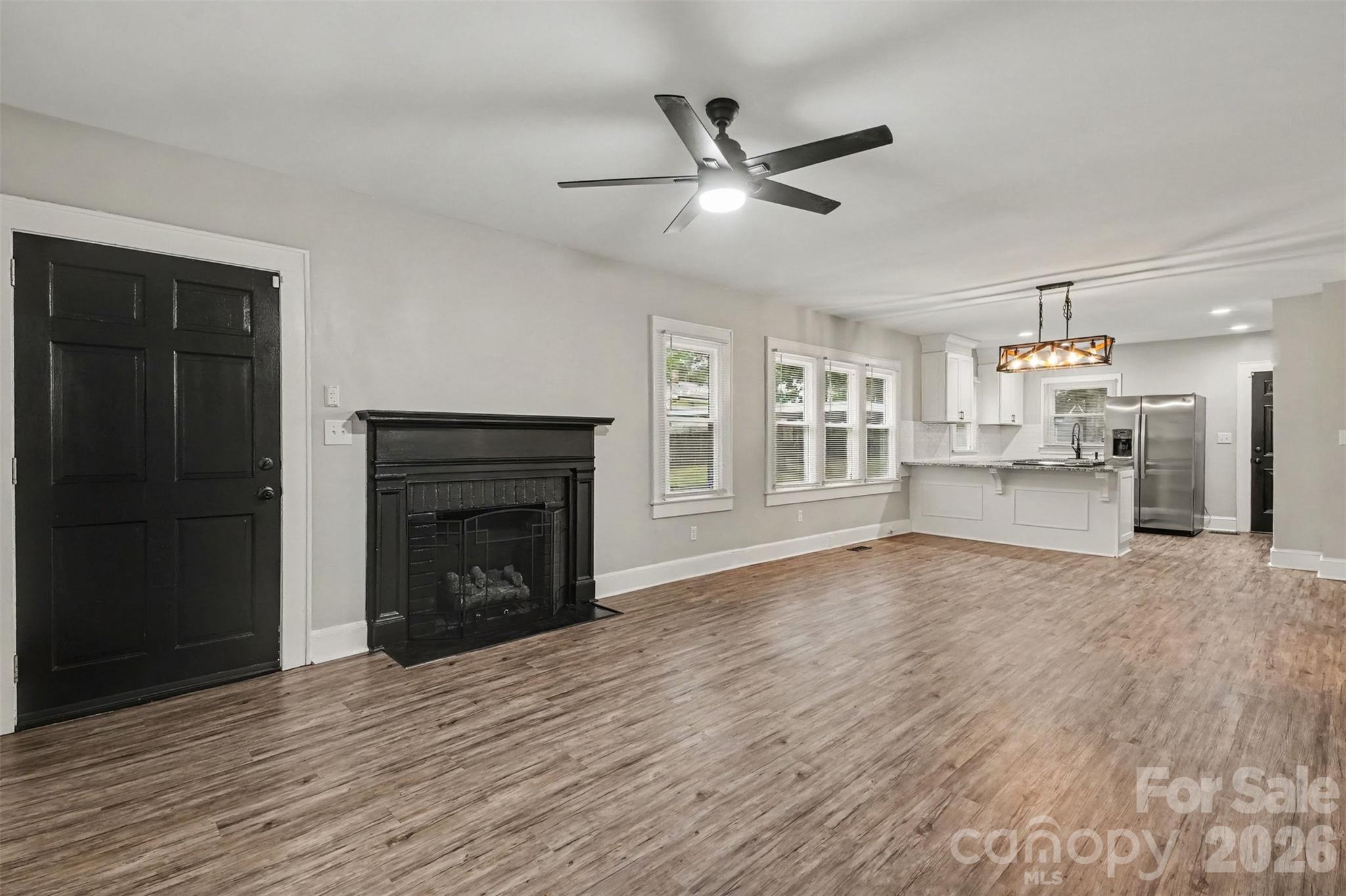 Single Family Residence at 1521 Blackwood Street, Gastonia, photo 14 of 32