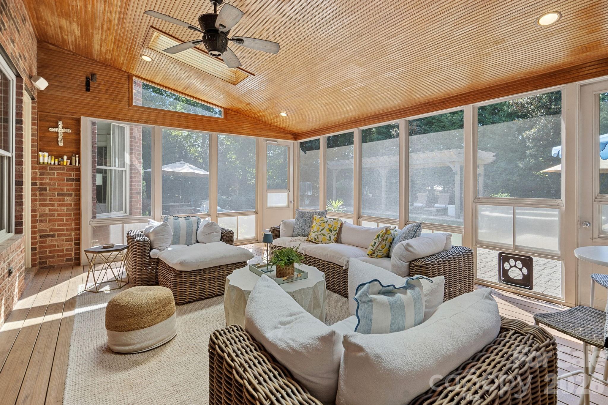 Single Family Residence at 1104 Longwood Court, Matthews, photo 33 of 44