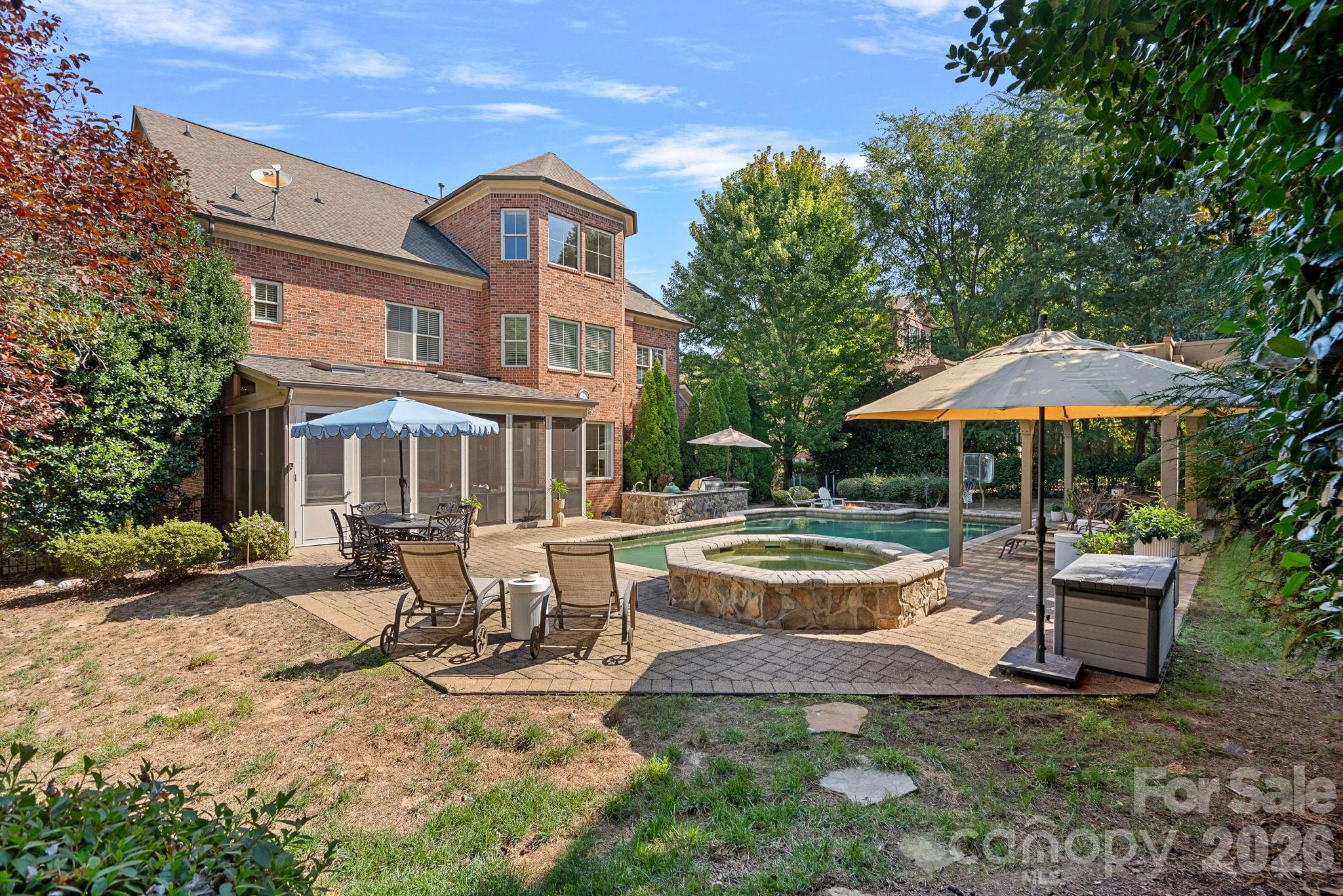 Single Family Residence at 1104 Longwood Court, Matthews, photo 38 of 44