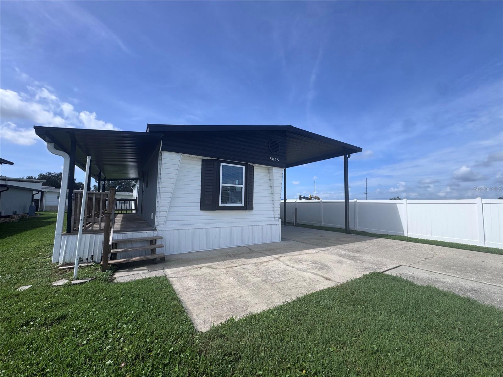 5035 SOUTHSHORE DR